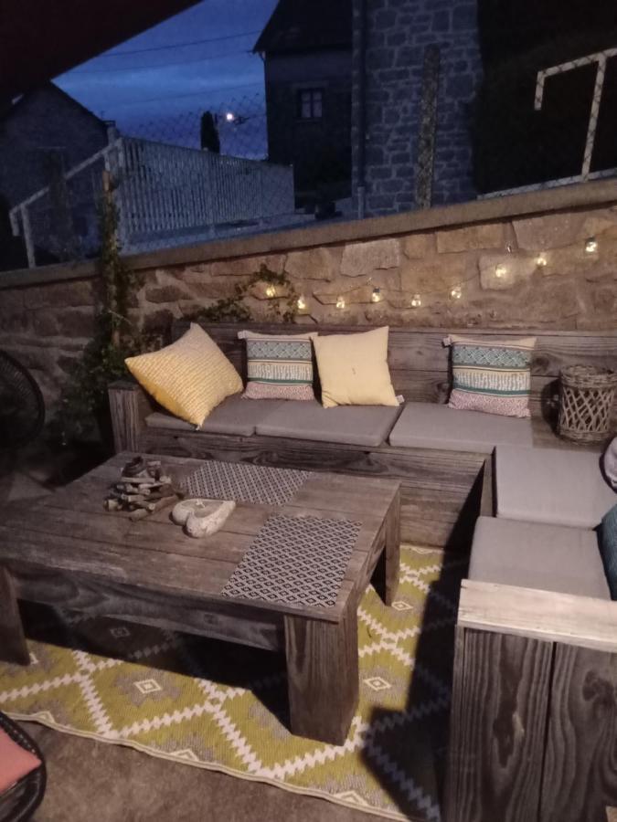 Le 28 Bed and Breakfast Uzerche Eksteriør billede